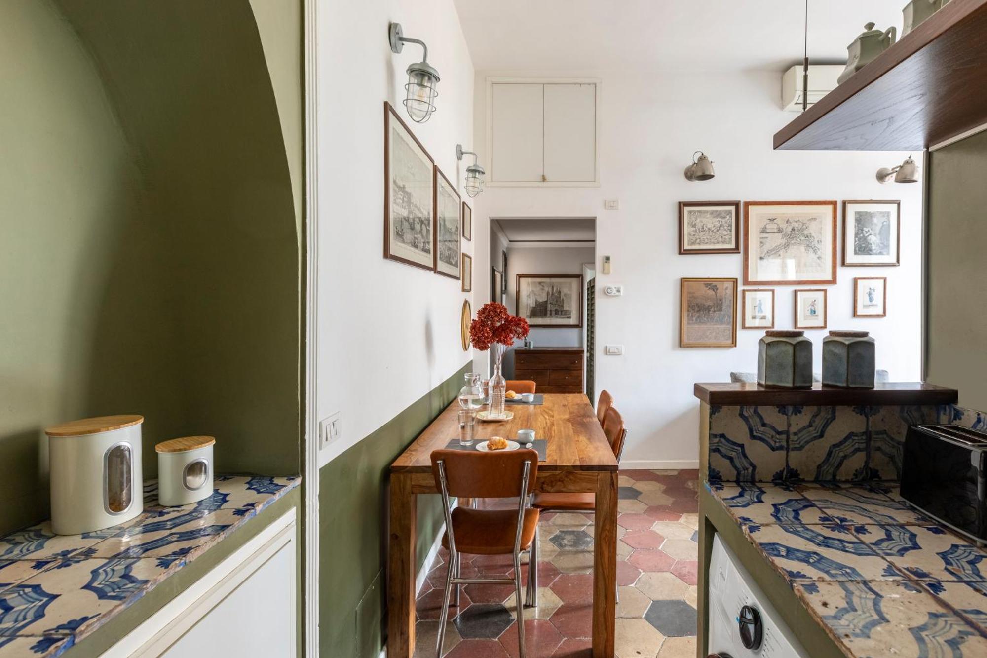 Colosseo Apartment- Heart Of Rione Monti Рим Экстерьер фото