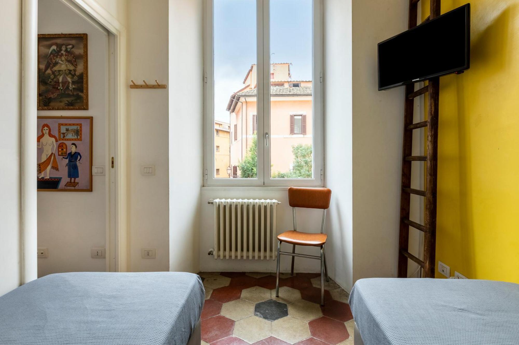 Colosseo Apartment- Heart Of Rione Monti Рим Экстерьер фото